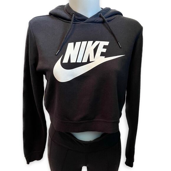 Nike Sportswear Club Fleece Cropped Black Hoodie Small - Excellent Condition - Picture 1 of 5